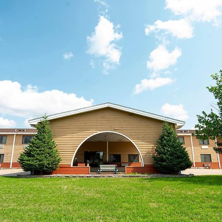 Oyo Hotel Redwood Falls Near Jackpot Casino Dış mekan fotoğraf